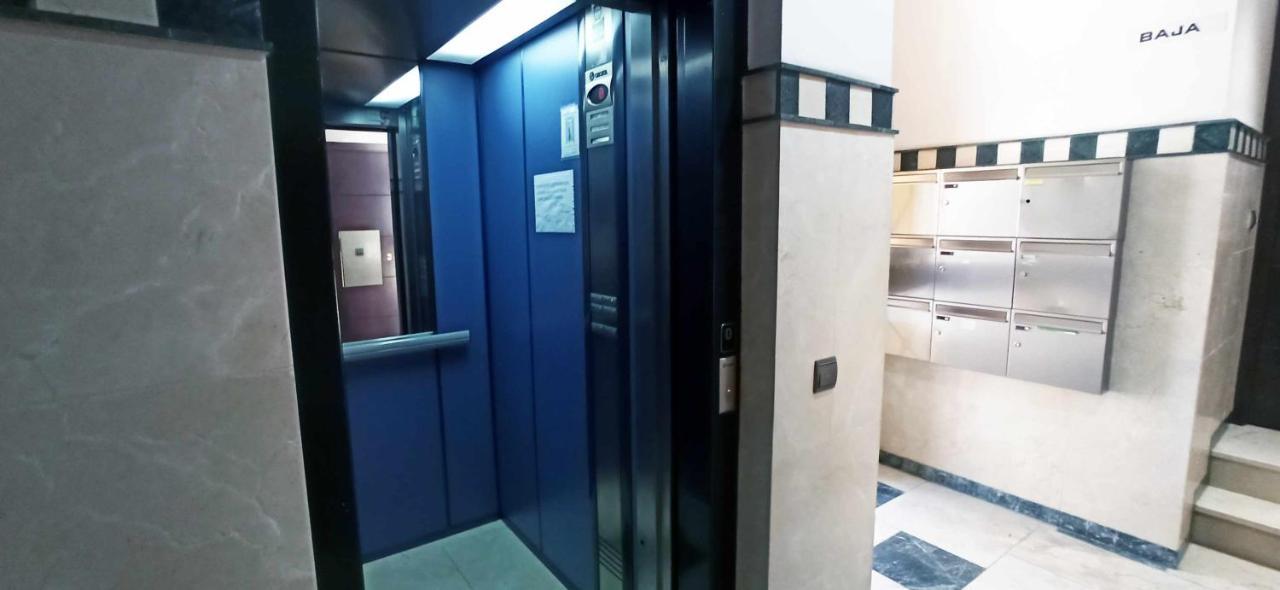 Mshome Casa Esperanza Centro Μάλαγα Εξωτερικό φωτογραφία